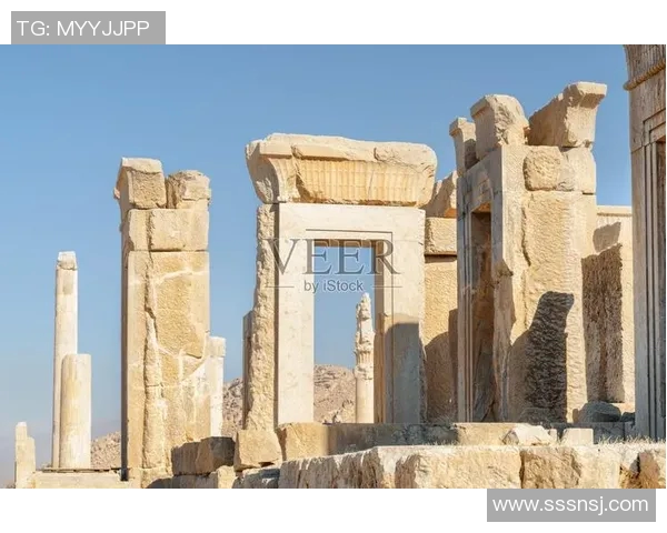 希拉尔与波斯波利的巅峰对决谁能在这场较量中笑到最后