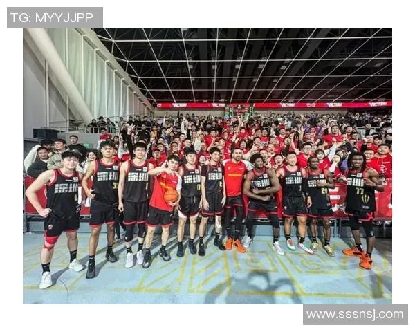 山西汾酒男篮迎战深圳队全力争胜展现团队精神与实力