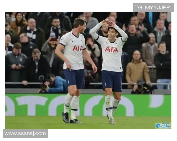 意大利与西班牙欧青赛巅峰对决青春无畏展现足球魅力与激情