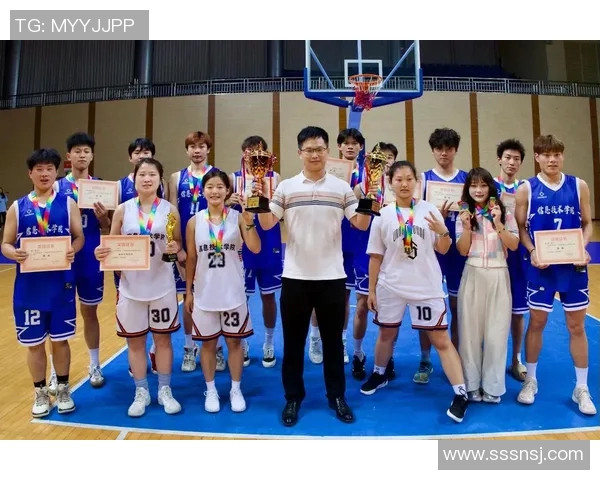 篮球联赛90vs激战正酣球员们拼搏到底展现青春风采与团队精神